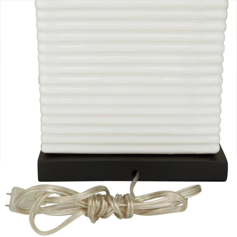 31 in. White Ceramic Modern Table Lamp by Litton Lane 6 31 in. White Ceramic Modern Table Lamp by Litton Lane - Image 4